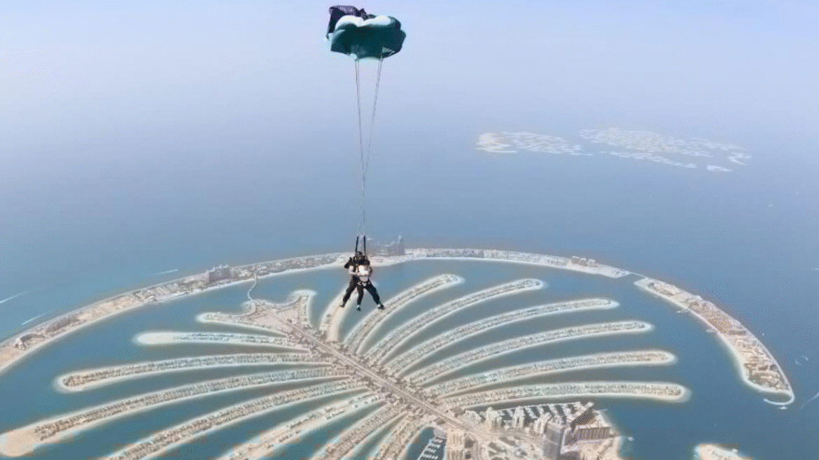 Sky dive dubai